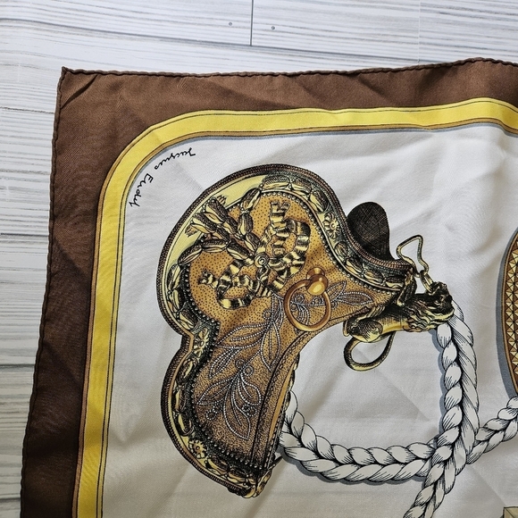 Hermès Paris Vintage Grand Apparat Silk Scarf 90 in Cream and Brown - Picture 5 of 16